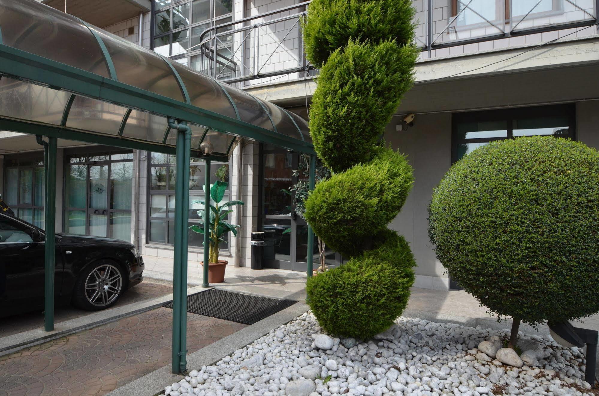 Hotel Residenza Delle Alpi Turin Bagian luar foto