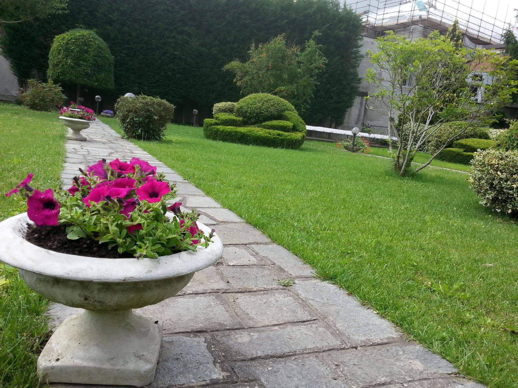 Hotel Residenza Delle Alpi Turin Bagian luar foto